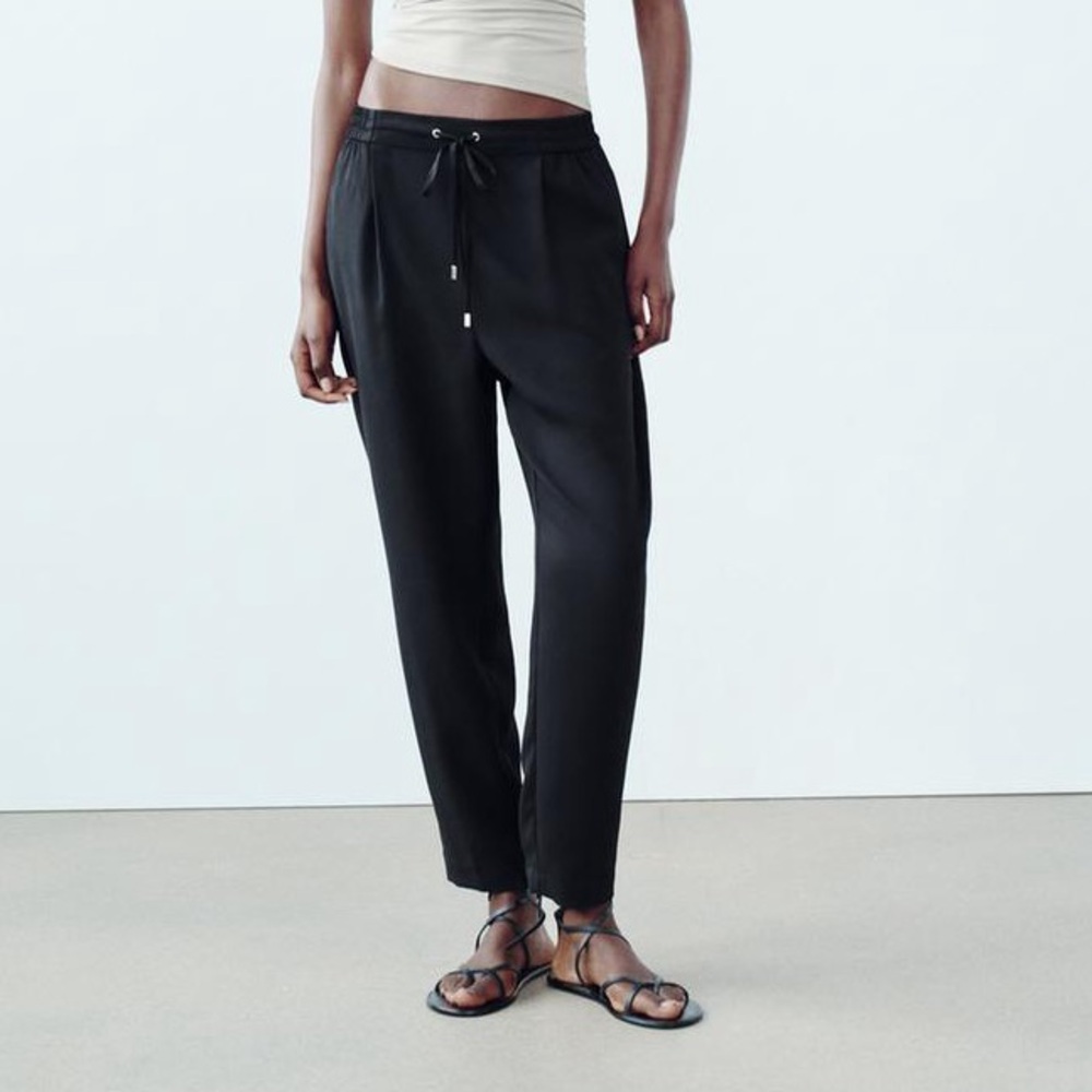 Zara Black Flowy Ankle Pants